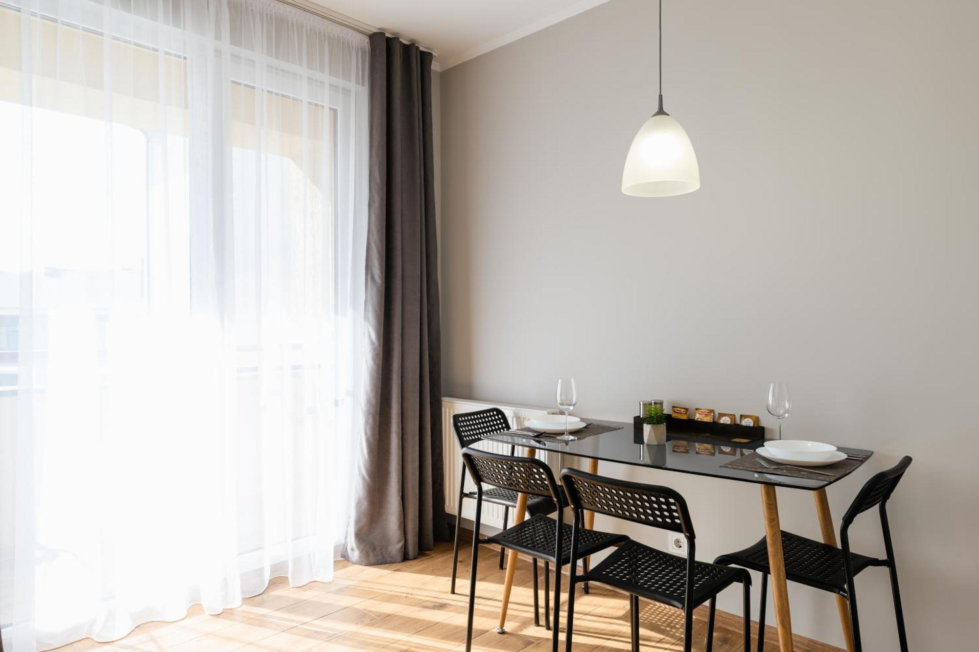 Luxury Apartments “Bozdosh” Uschhorod Exterior foto